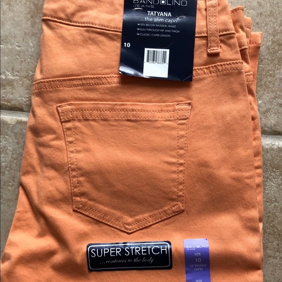 Bandolino Denim - NWT Bandolino Coral Slim Capri